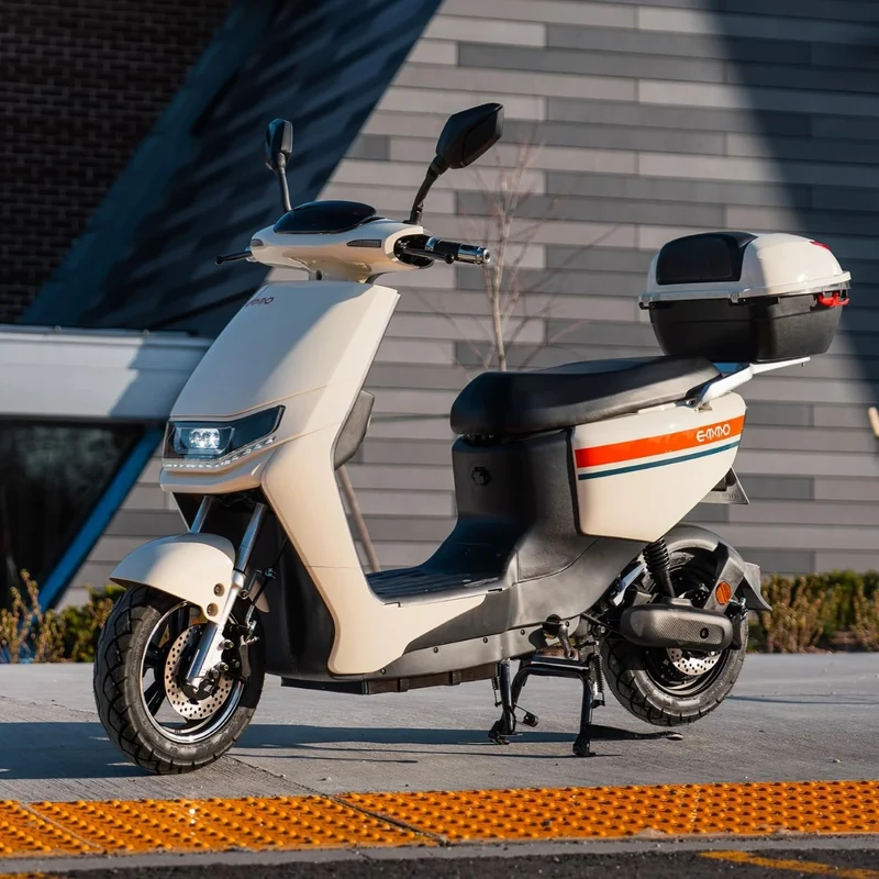 Zoomi Electric Scooter - Canada
