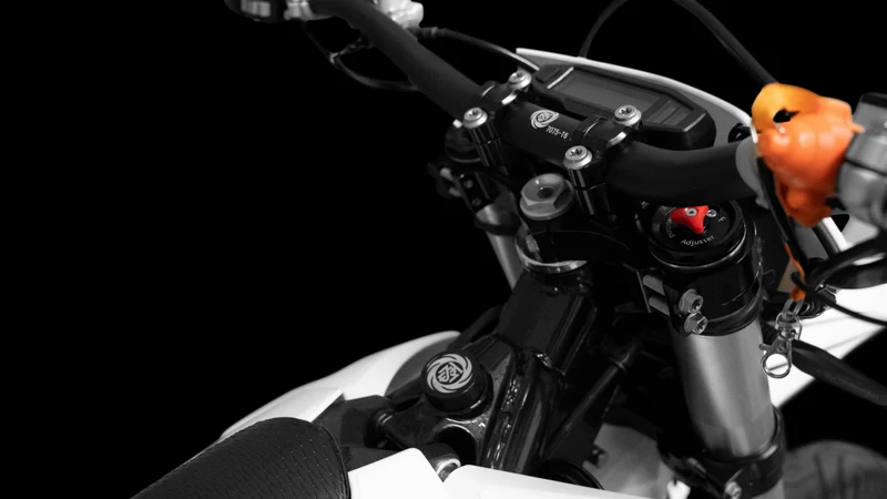 Trailblaze Motors Omega SM Electric Supermoto Canada