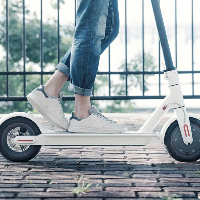 Trottinette Électrique XIAOMI m365 blanc