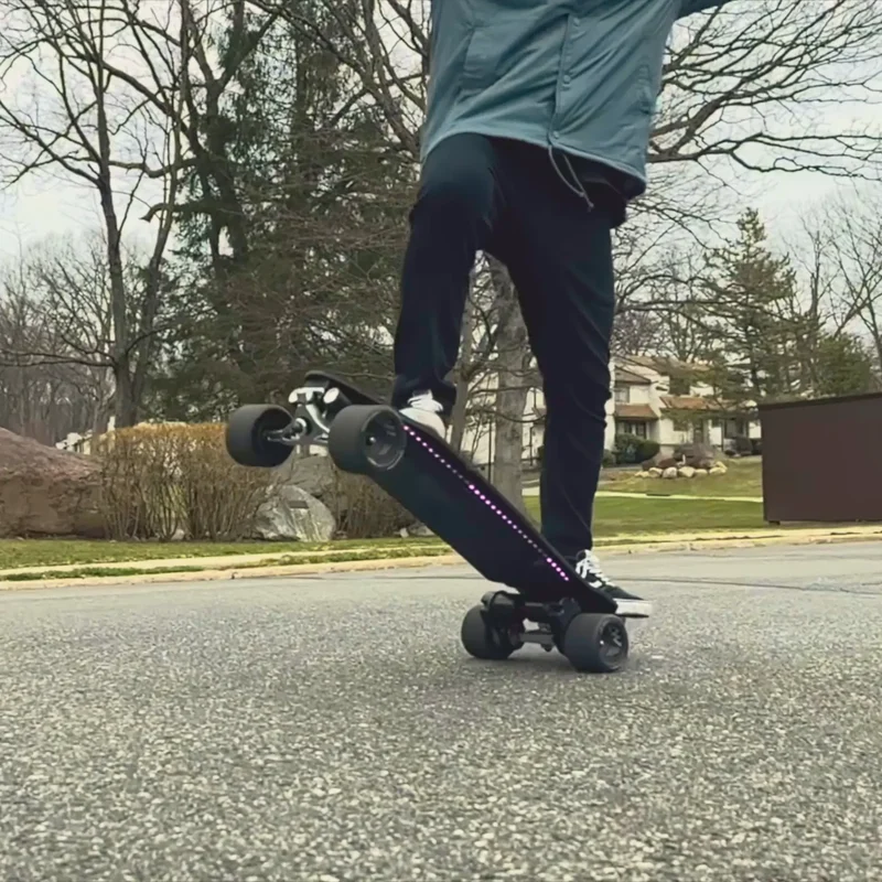 OMW Gladius Portable Electric Skateboard - Canada