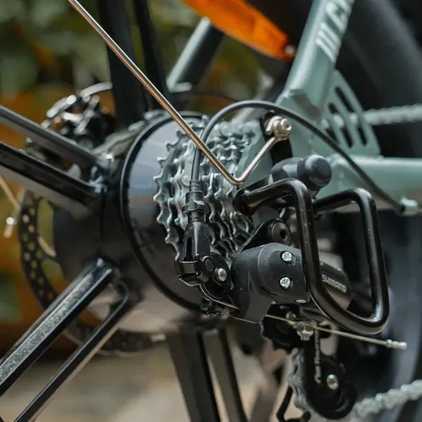 CycHunter Vintage Electric Bike (2026) CANADA Shipping
