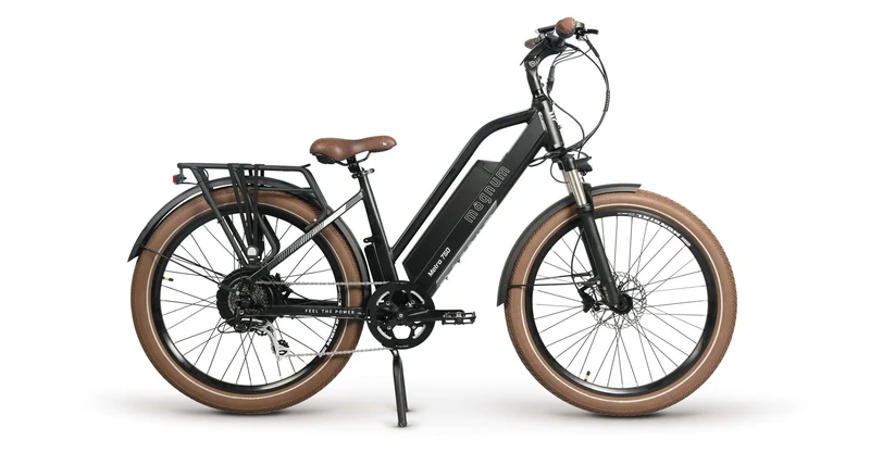 Magnum Metro 750 - Top Speed 32 KPH, Range 90-120km