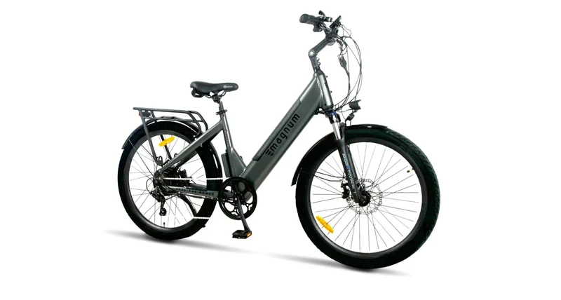 The Magnum Cosmo S - Top Speed 32 KPH, Range 48-80km
