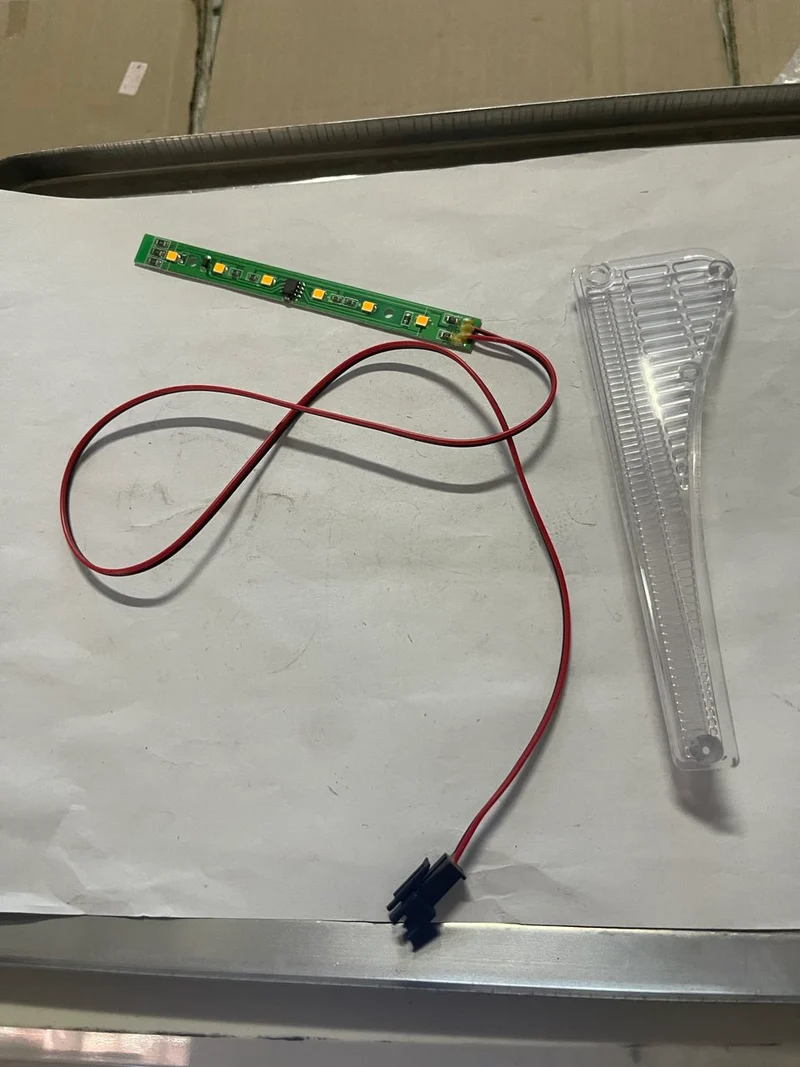 Rear left turn signal for T4Mate