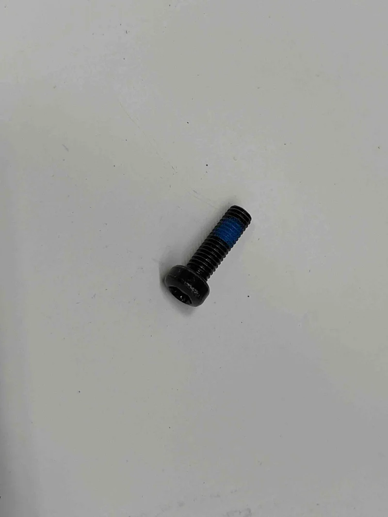 OKAI ES400 Cylindrical Head Torx Screws with Column