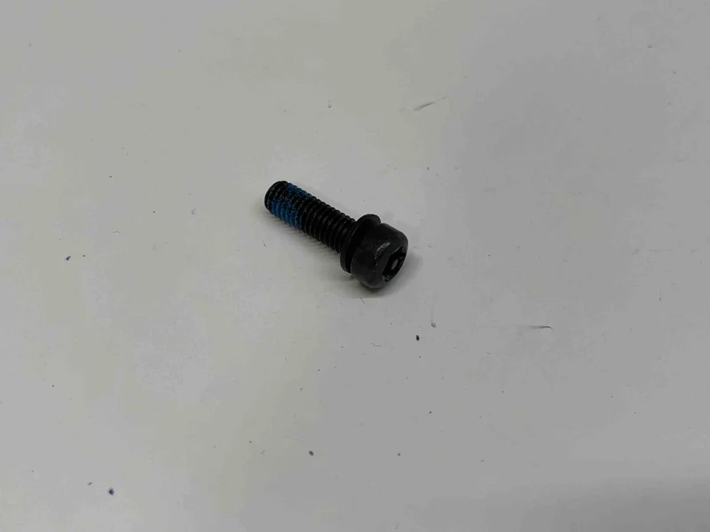 OKAI ES400 Cylindrical Head Torx Screws with Column