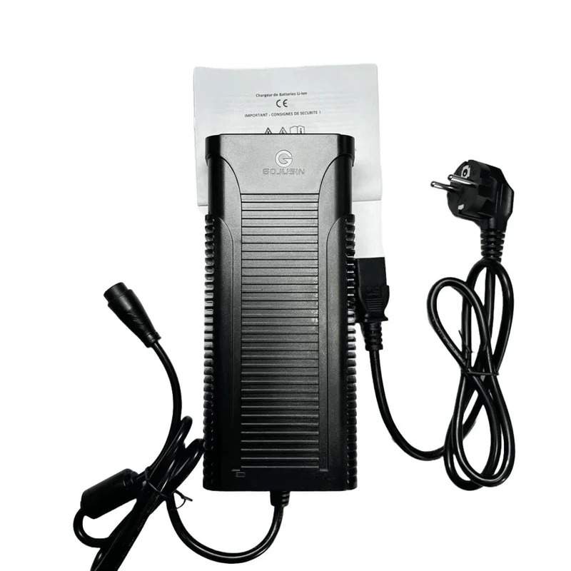 Chargeur Rapide Universel de Trottinette Électrique pour Batterie 48V