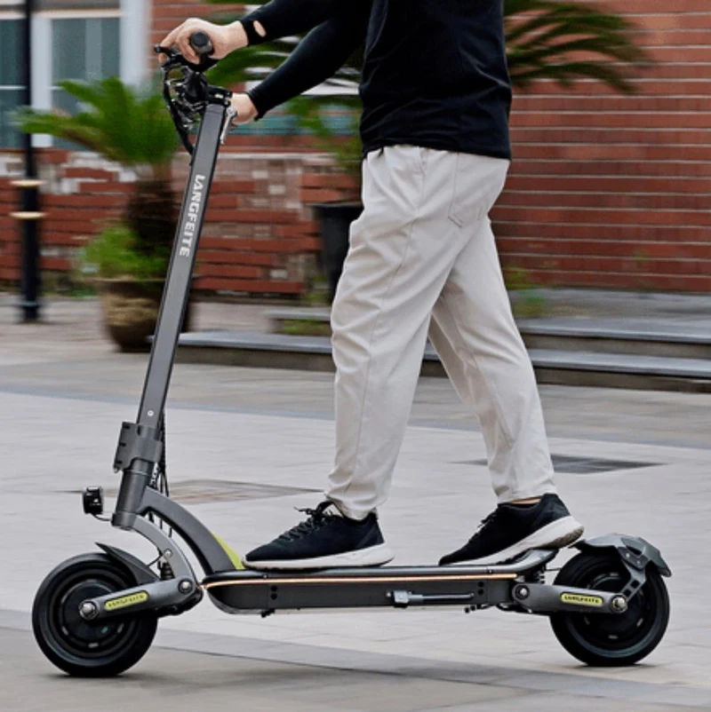 Trottinette Électrique Langfeite Coupé