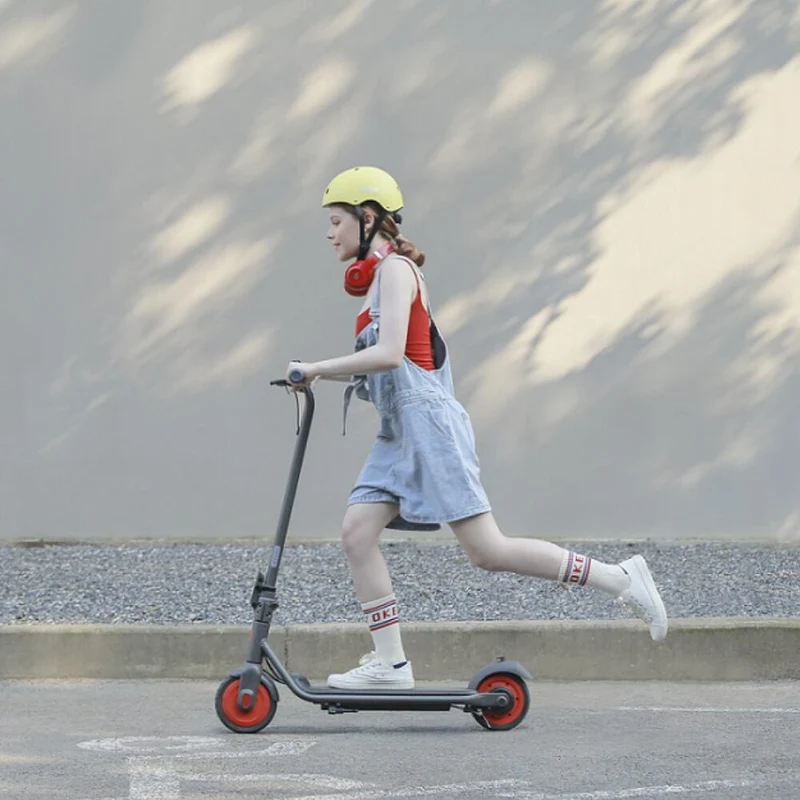 Trottinette Électrique Enfant Ninebot Zing C20 : Durable et Confortable
