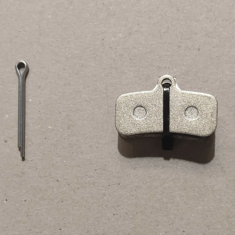 Plaquettes de Frein Rectangulaire Pour Trottinette Electrique Nami Burn-E (Quatre Piston)