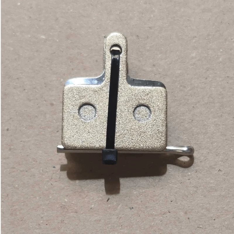 Plaquettes de Frein Rectangulaire Pour Trottinette Electrique Nami Burn-E2 (Deux Piston)