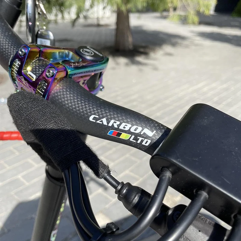 Fixation Guidon pour Potence de Trottinette - Customisation