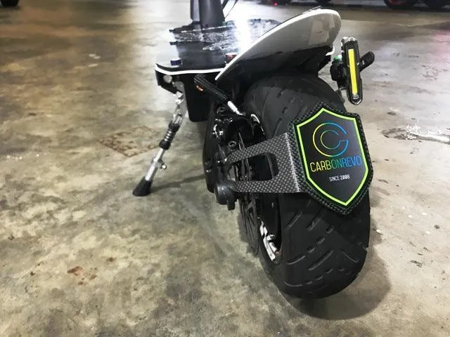 Rear Hugger Dualtron 3 et Thunder en fibre de carbone - Carbon Revo