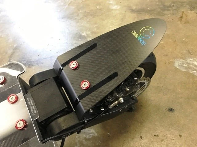 Garde Boue Arrière Fibre de Carbone Dualtron 3 et Thunder - Carbon Revo