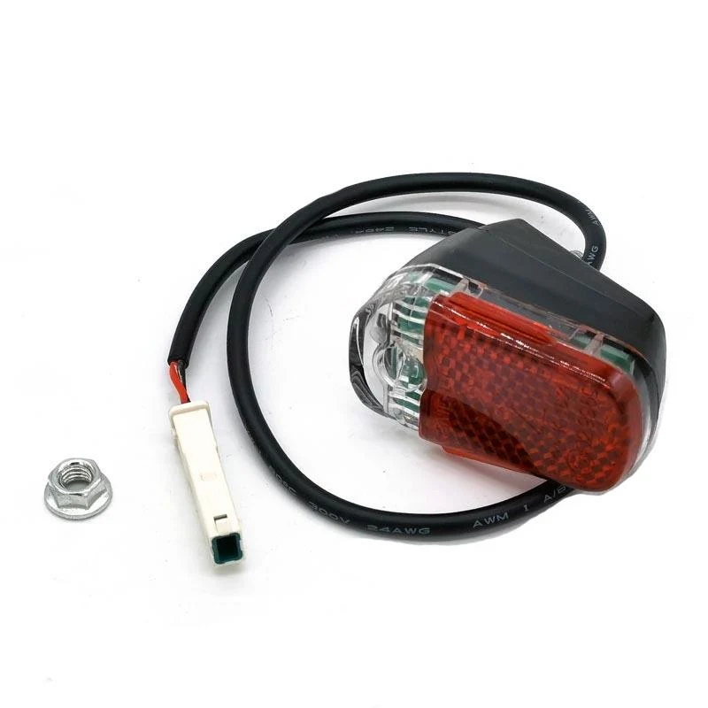 Feu arrière pour garde-boue 5-12V Max G30D / E