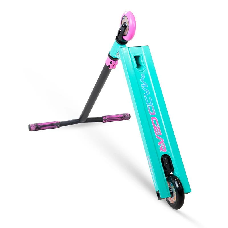 Madd Gear | Freestyle Scooter | MG2 Obsidan Sugar Rush | Pink Teal