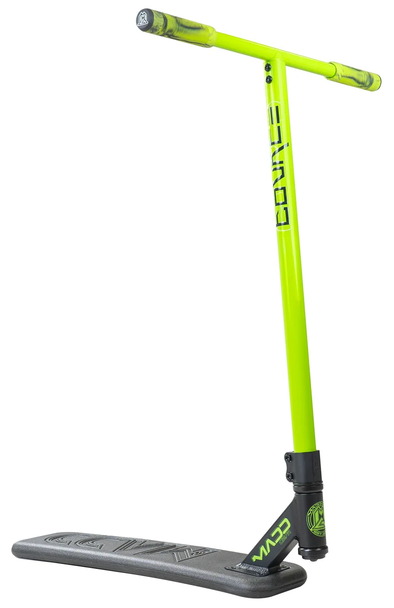 Madd Gear | Bounce Trampoline Scooter | Schwarz grün