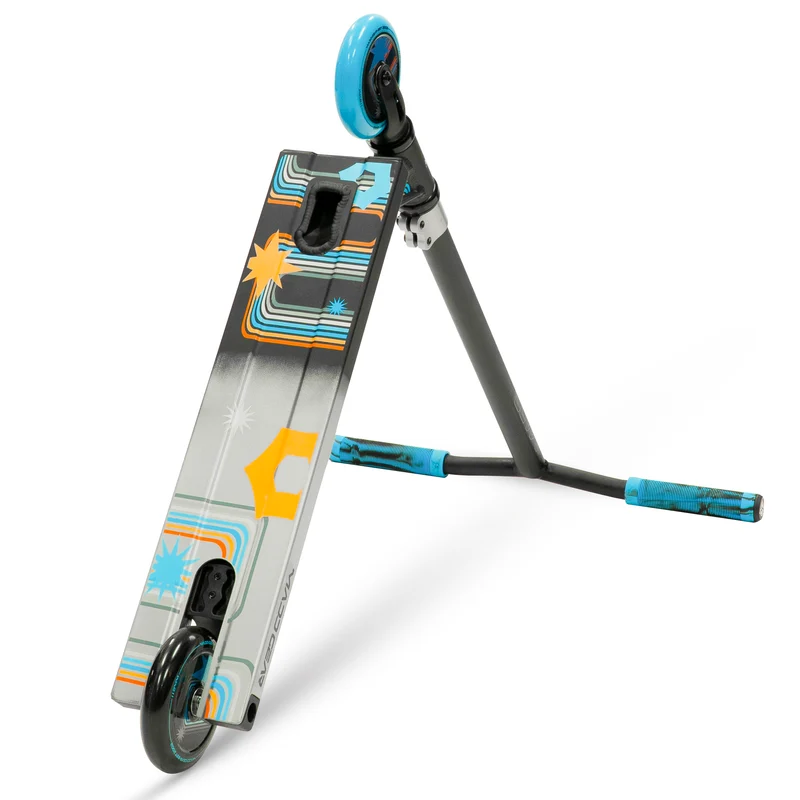 Madd Gear Carve Ultimate Stunt Scooter – Black-Grey Faded Rainbow
