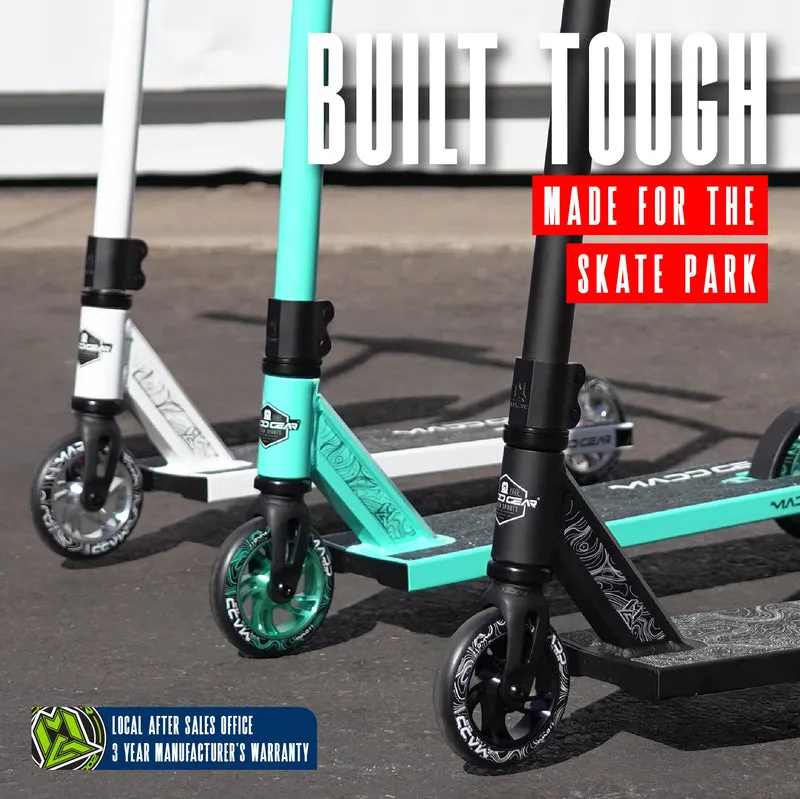 Madd Gear MG4 Titan Stunt Scooter – Schwarz