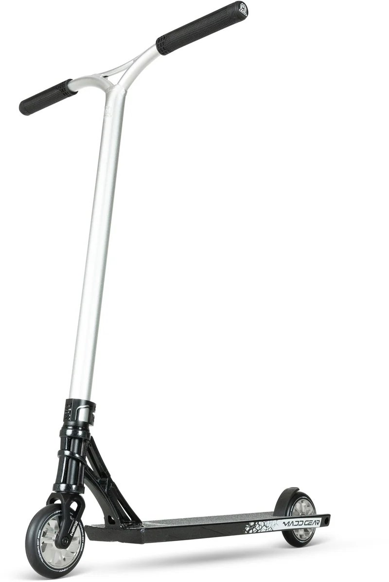 Madd Gear MGX 550 Stunt Scooter – Jet Black