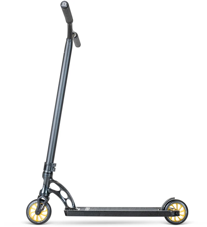 Madd Gear MGO 500 Stunt Scooter - Laser Flip